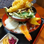 三代目網元 まる浜 - 「海鮮タワー丼」