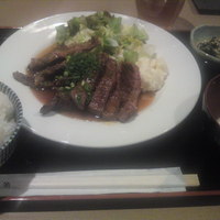 たくあん・牡丹亭 - サービスステーキランチ　1,000円