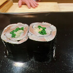 日本橋蛎殻町 すぎた - 鰯海苔巻き、あさつき、ガリ