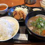 やきとん酒場 神田とら八 - 日替わり定食大盛り@850