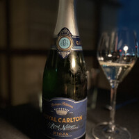 MAISON 8 restaurant - 