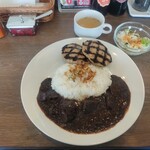 ビーフインパクト - ビーフ カレー＆合挽き匠ジューシーハン バーグ 180g