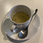 ローデヴィーニュ - ほぼ黒胡椒の味のコンソメスープ