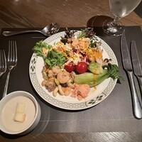 ロウリーズ・ザ・プライムリブ 恵比寿ガーデンプレイス店 - サラダ