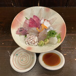 かもめ食堂 - 刺し身の盛合せ