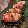 肉バル アモーレ - 料理写真:A4和牛の炙り肉寿司 タレ