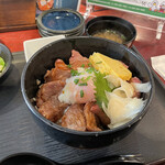 Sushi Dainingu Umami - 生本鮪ほほ肉炙り丼。美味し。