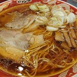 らーめん秋田 ひない軒 - チャーシュー麺大盛り ネギ多め