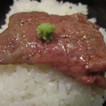 秋田牛玄亭 - 最初にトモサンカクをご飯と一緒に頂きました