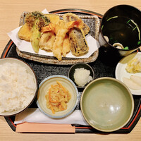 天麩羅 なか江 - 天麩羅定食（¥1,300）（税込）