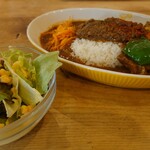 カレーライス Cari－Rio - トリプルカレー　サラダ付き