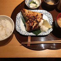 伊豆の旬 やんも 丸の内店 - 