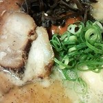 博多ラーメン　琥家 - アカ