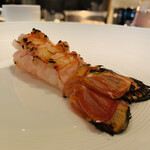 蒼 - ⑤【さかな人 長谷川さんより 長井の赤座海老 ビスクとともに】
      ★ 赤座海老の炭火焼き