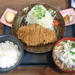 Tonkatsu Katsumi - 極厚ロースカツ定食（ご飯大盛り・豚汁変更）＆ おろしポン酢