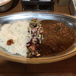 ポークビンダルー食べる副大統領 - ポークビンダルカレー（1000円）