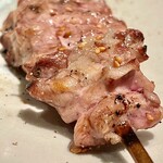 オオクサ - 京紅地鶏のはらみはにんにくが効いています（過去撮影分）