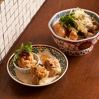 We offer specialty dishes such as an assortment of three types of shumai and daily specials.