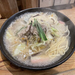 博多炊き餃子　池ぽん - 