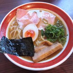 まほろば - 中華そば（900円）