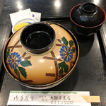 大観亭支店 西口店 - 上丼は、器も並より大きいっぽい。