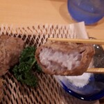 沖縄料理・島酒場 がらくた - 中はアツアツ　火傷に注意