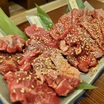 炭火焼肉 日本代表 - 