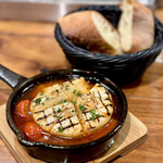 俺のフレンチ・イタリアン - アヒージョは結構腹が膨れます