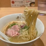 金目鯛らぁ麺 鳳仙花 - 金目鯛らぁ麺