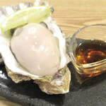 Steamed Oyster (2 pieces) delivered directly from Akkeshi Sato Fisheries