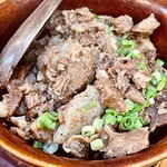 地鶏若 - 牛すじ煮込   お肉ゴロゴロ入っててグー✊