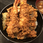 天冨良 むら田 - 天丼のアップ