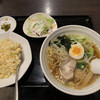 万伝餃子 - 料理写真:ラーメン半チャーハンセット