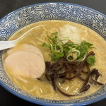 濃厚鶏そば 晴壱 - 濃厚鳥白湯ラーメン