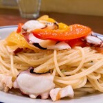 オリーブオイル - タコのうま味がしっかり