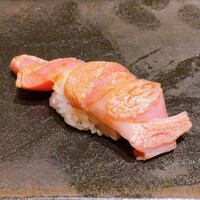 鮨しいな - 大トロ