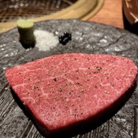 和牛とタン 焼肉 とみ 新橋本店 - 
