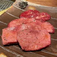 和牛とタン 焼肉 とみ 新橋本店 - 