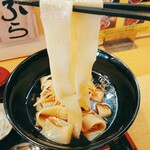 Yudetatei Udon Tarou - ひもかわうどんに似ていて幅が２㎝近くある極太麺