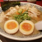 丸源ラーメン - 味玉はいつも固茹でに近いです