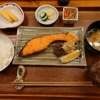 赤坂とゝや魚新 - 銀鮭塩焼定食