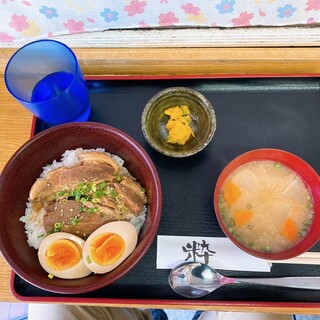 とんかつ 一歩屋