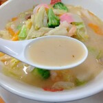 Hidakaya - 「日高ちゃんぽん」スープ