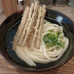 筑後うどん まがり - ごぼう天・冷かけ。　上空より偵察。
