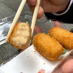 かに道楽 本店 - カニクリームコロッケ