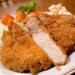 Tonkatsu set meal