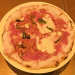 Italian Kitchen VANSAN - マルゲリータ&マリナーラピッツァ ¥1,390-