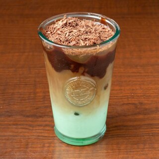 珈琲専門店トゥールビヨン_2