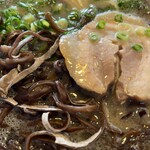 博多ラーメン なみへい - 具材アップ