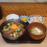 Ara Undo - まぐろのユッケ丼